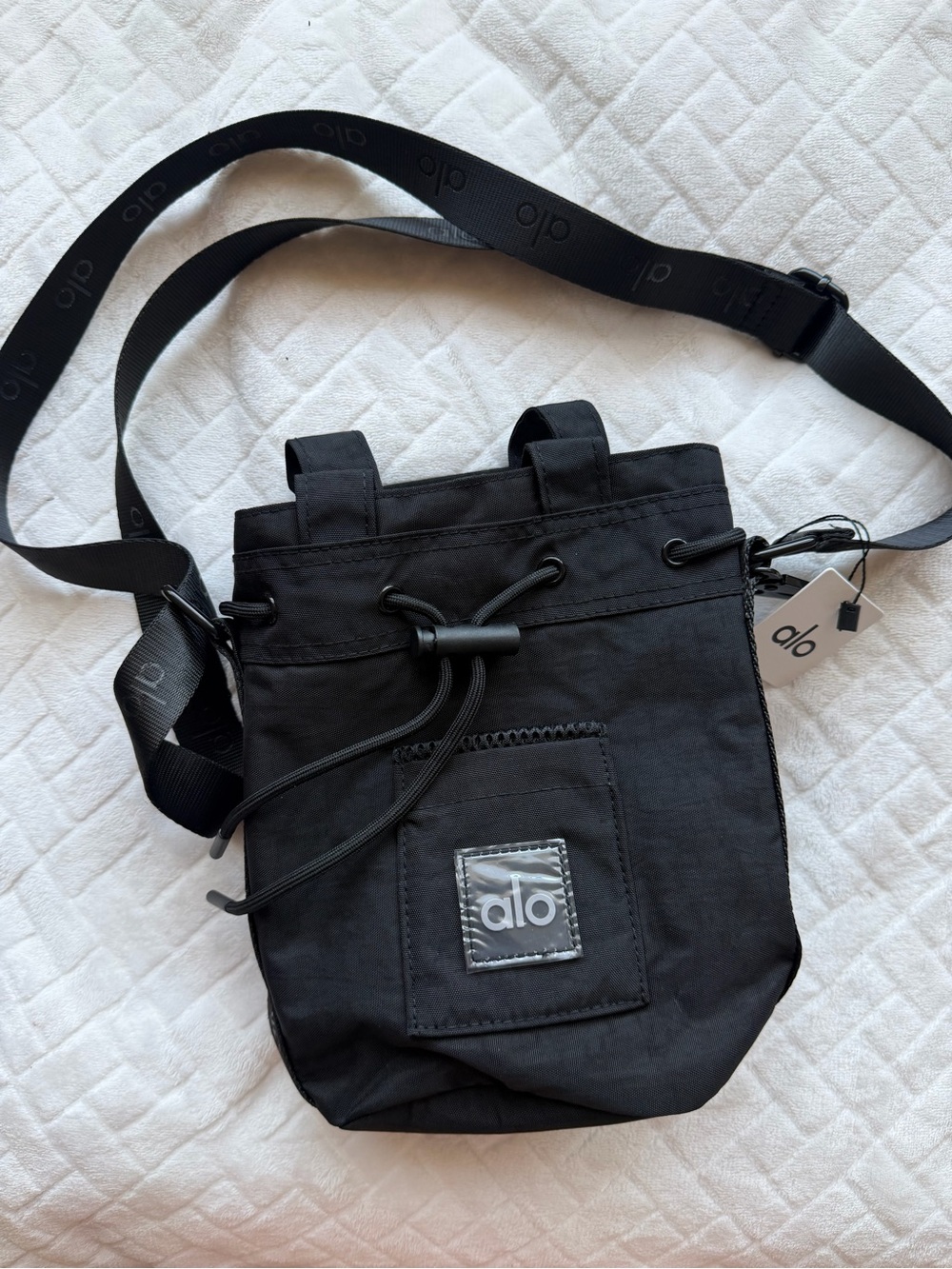 ALO Yoga Black Drawstring Crossbody Phone Pouch